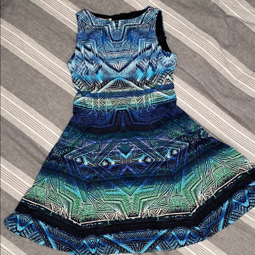 Maggy London sleeveless dress
